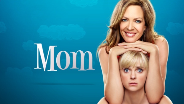 Mom llega a España