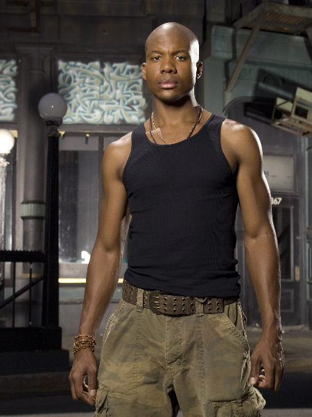 Leonard Roberts en Buffy Leonard Roberts en Buffy